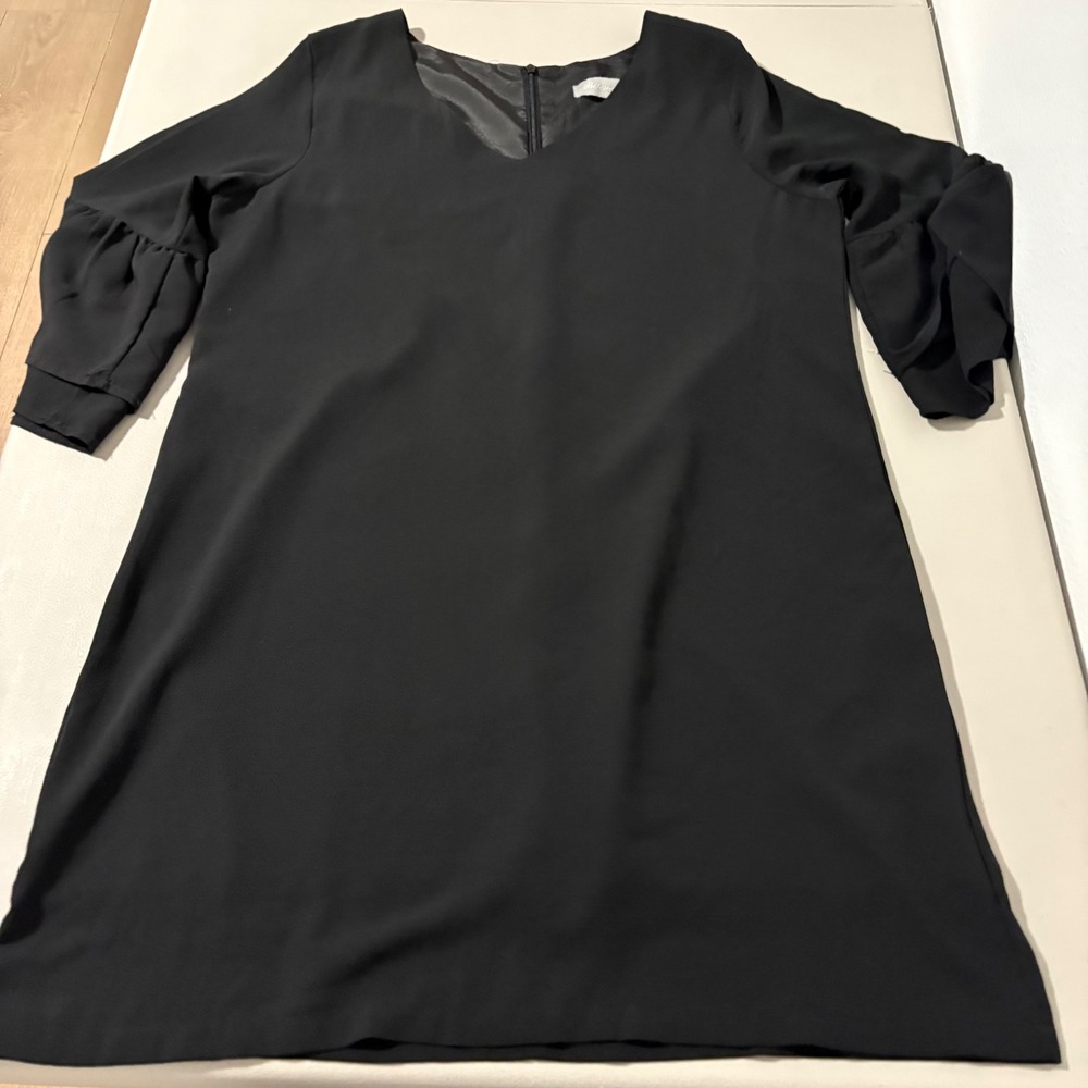 Belongsci Black Tiered Bell Sleeve V-Neck Shift‎ Mini Dress Large Office Career